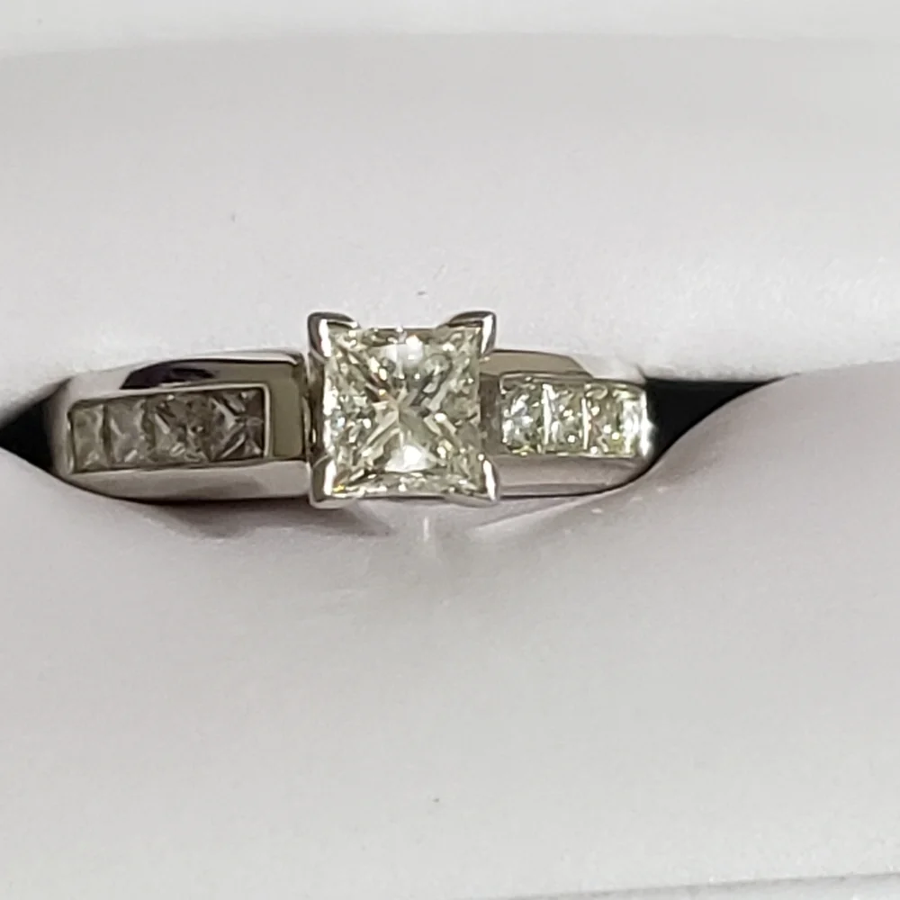 Helzberg Diamonds 14k White Gold Princess Diamond Engagement Ring 💞💎💍 - Picture 5 of 17